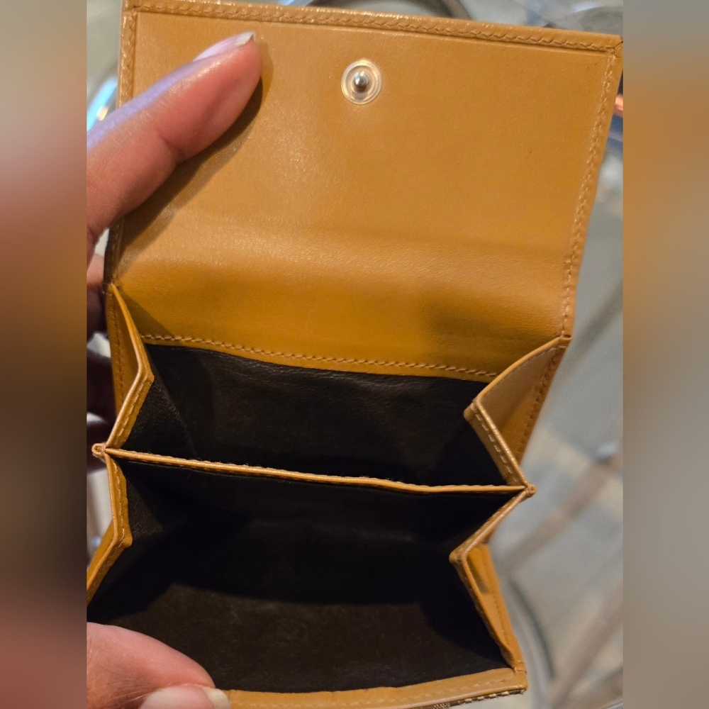 GucciVintage GG Canvas Jackie Compact Bifold Compact Wallet Pre-owned Excellent - Picture 6 of 17